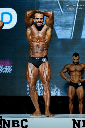 CLASSIC PHYSIQUE НОВИЧКИ